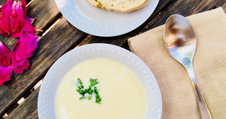 Spargelcreamsuppe (Asparagus Cream Soup)