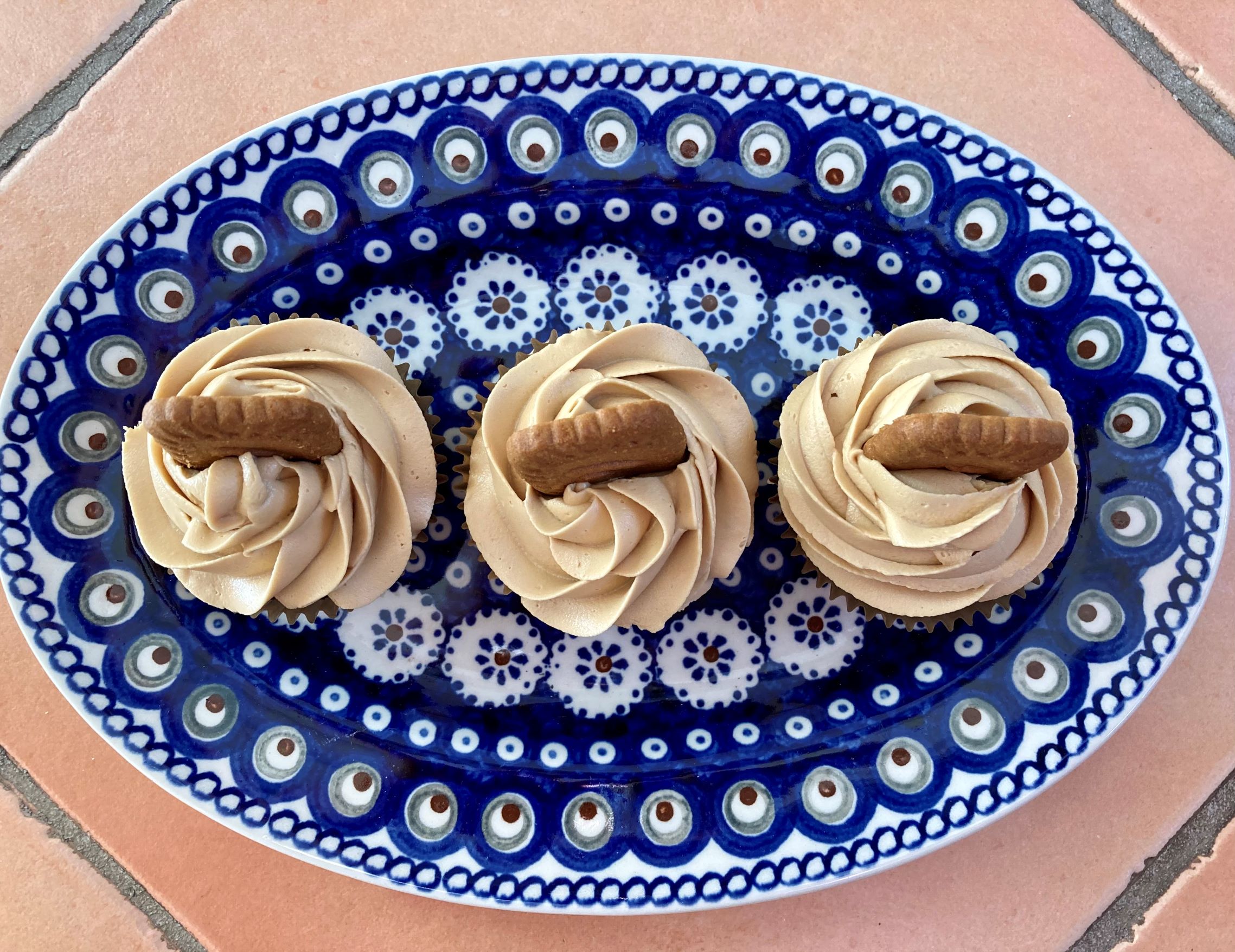 Chocolate Espresso Cupcakes W/ Biscoff Buttercream